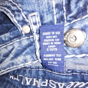 Blue Asphalt size 3/short jeans